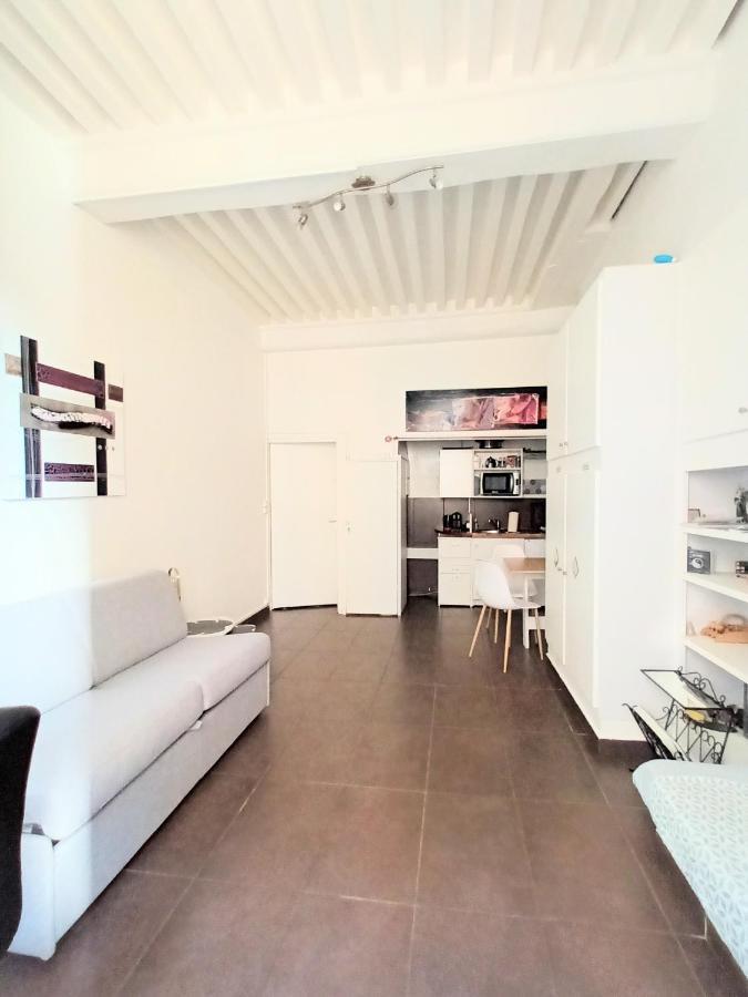 Nest In Heart Of Lyon Apartment Exterior photo