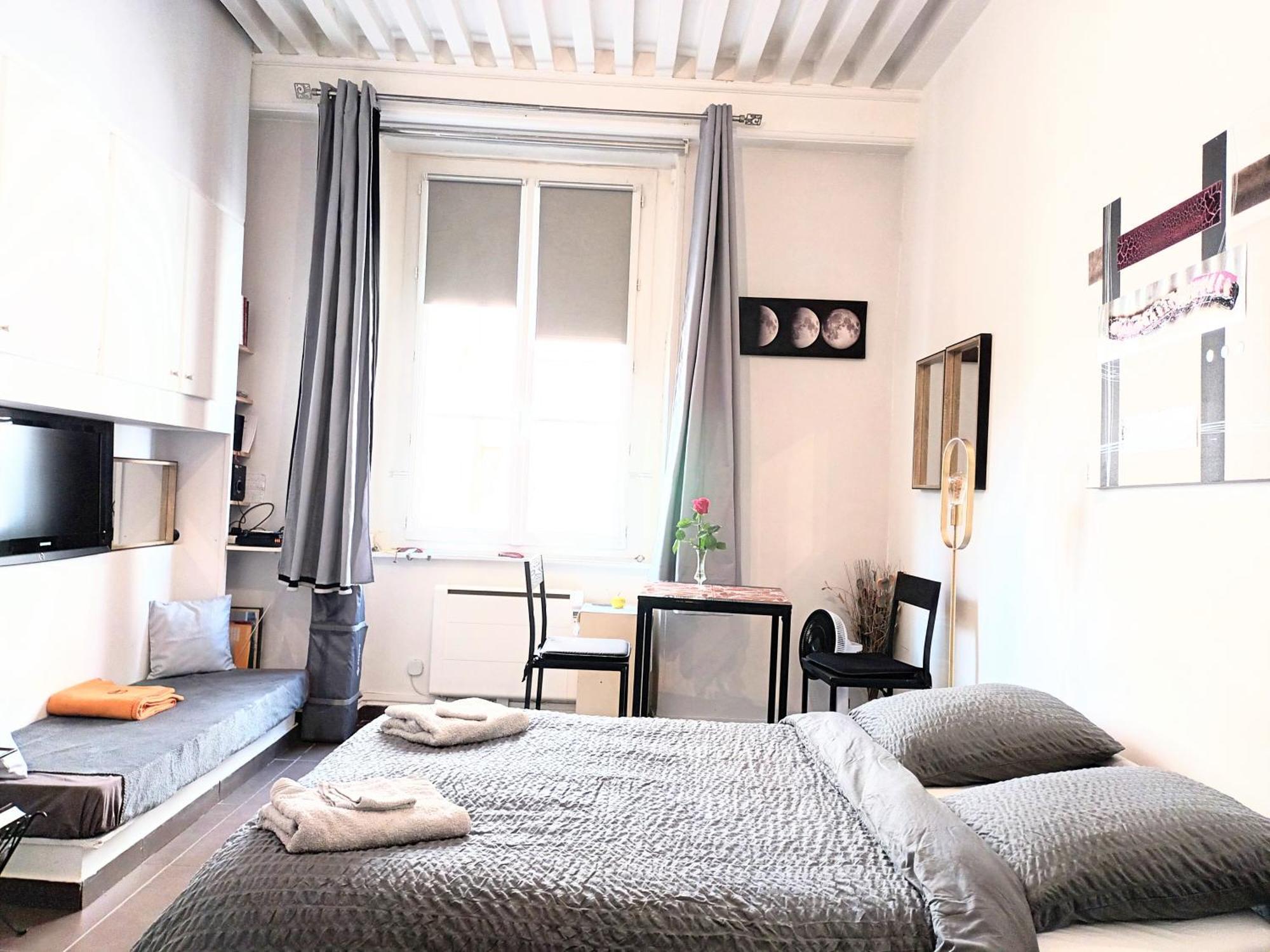 Nest In Heart Of Lyon Apartment Exterior photo